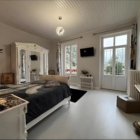 D'hote - Le לינה וארוחת בוקר Ygrande